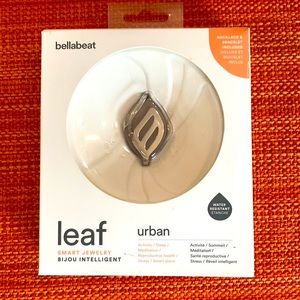 Bellabeat Leaf Urban smart jewelry necklace/bracelet in silver